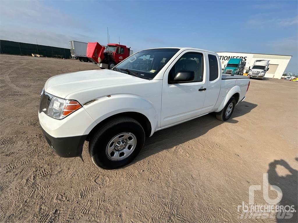 Nissan FRONTIER Бортовые фургоны