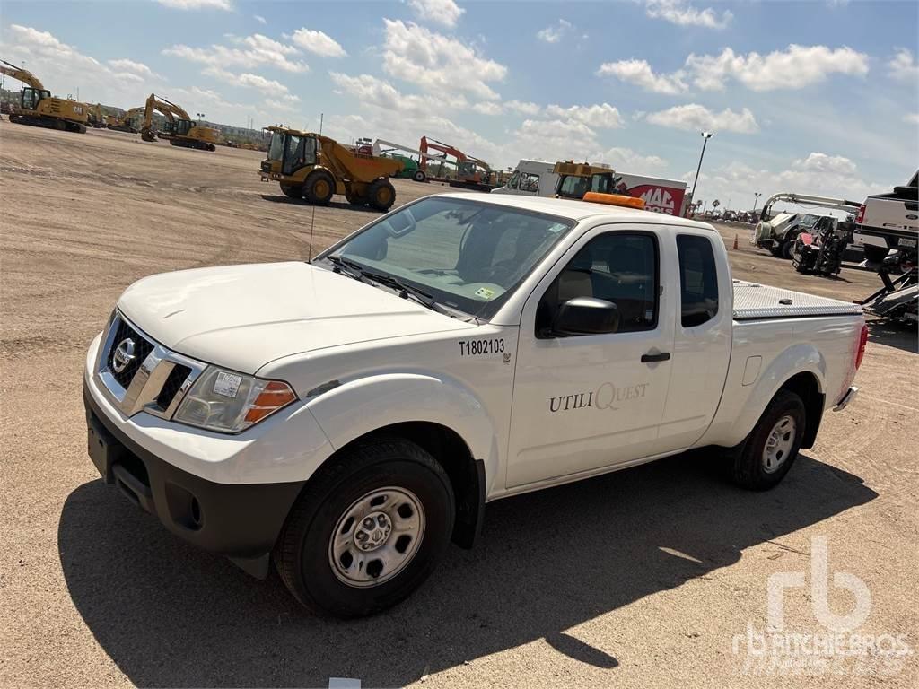 Nissan FRONTIER Бортовые фургоны
