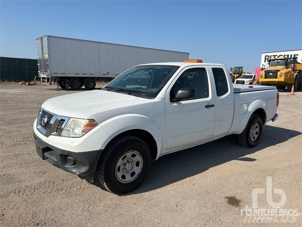 Nissan FRONTIER Бортовые фургоны