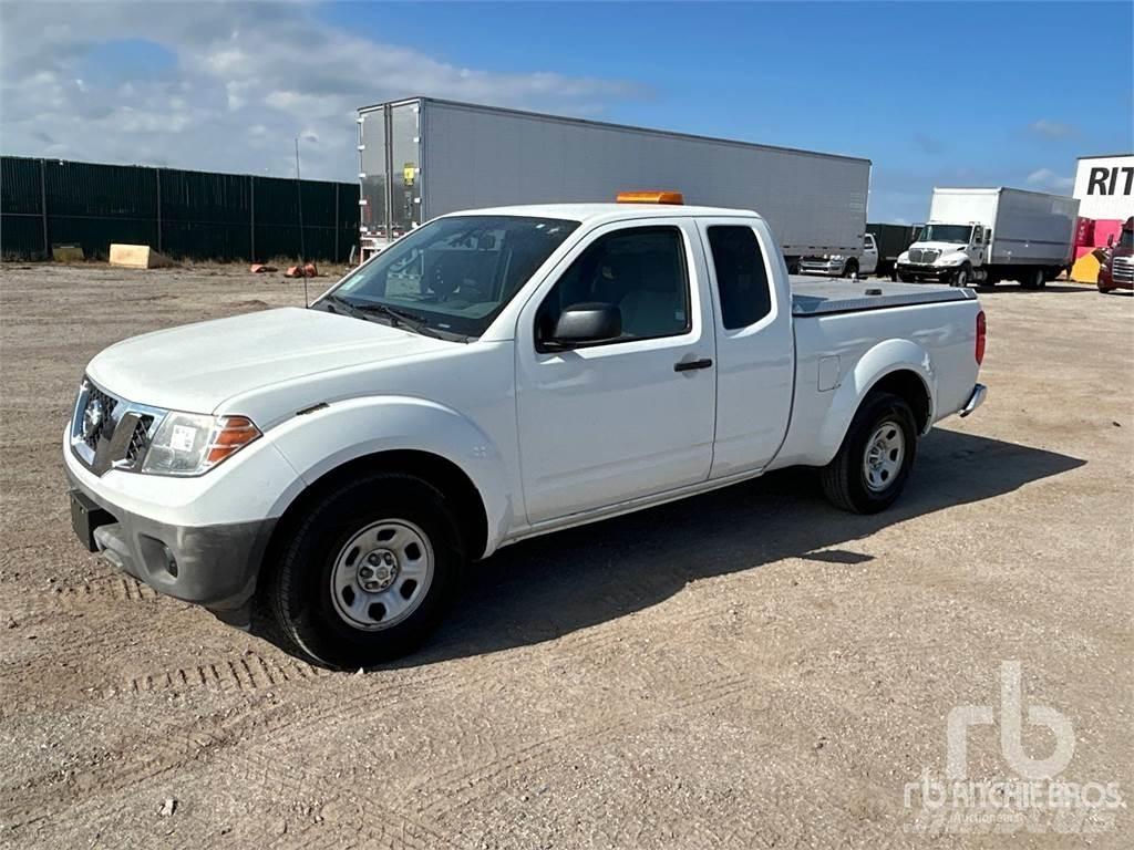 Nissan FRONTIER Бортовые фургоны