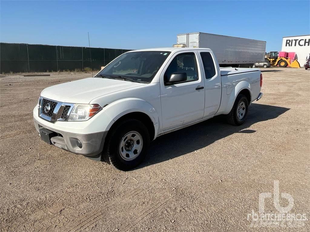 Nissan FRONTIER Бортовые фургоны