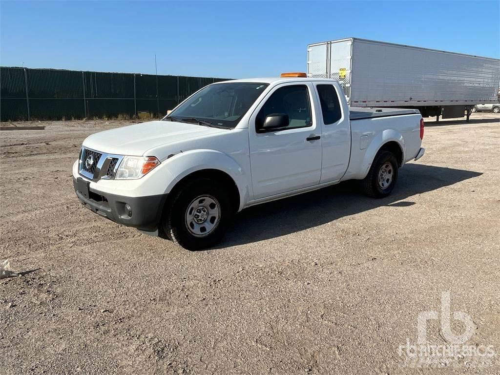 Nissan FRONTIER Бортовые фургоны