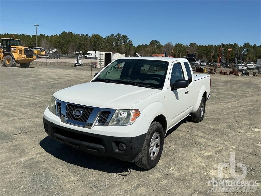 Nissan FRONTIER Бортовые фургоны