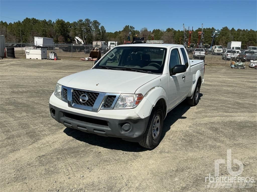 Nissan FRONTIER Бортовые фургоны
