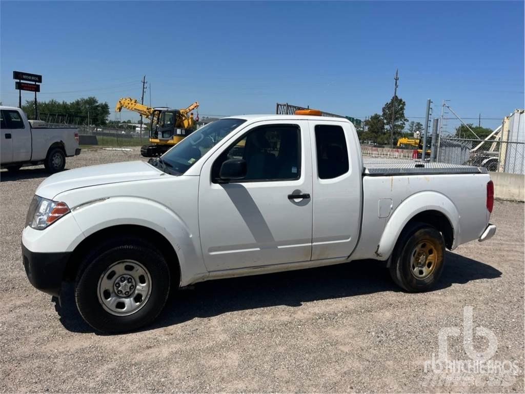 Nissan FRONTIER Бортовые фургоны