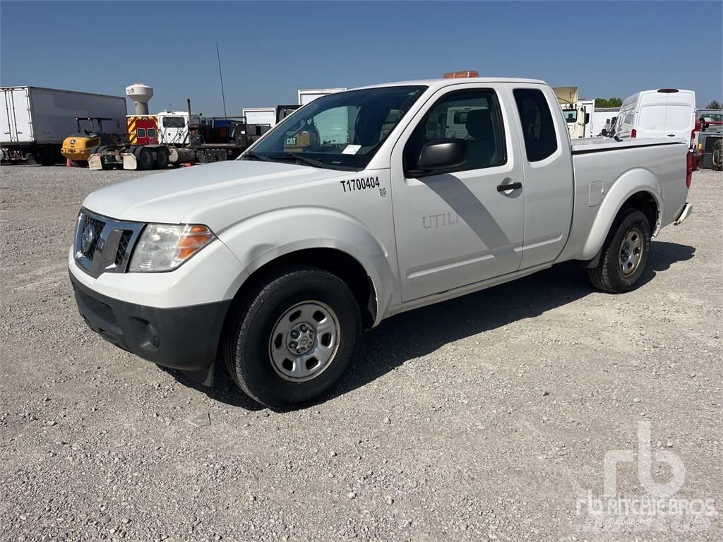 Nissan FRONTIER Бортовые фургоны