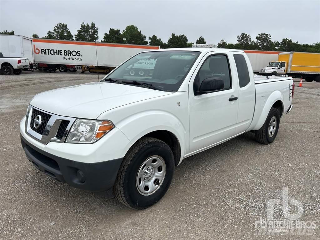 Nissan FRONTIER Бортовые фургоны