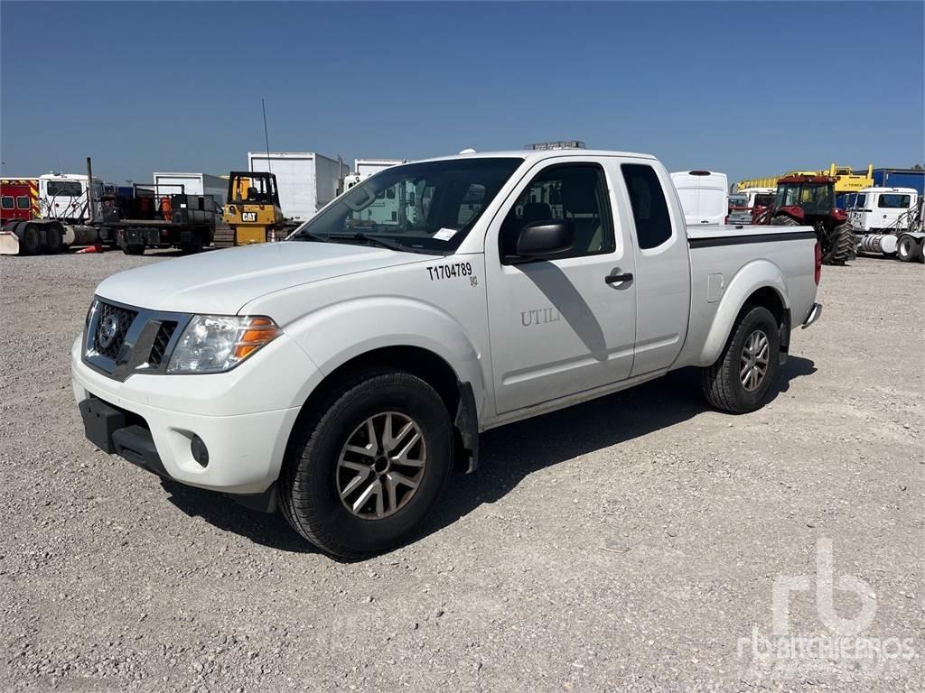 Nissan FRONTIER Бортовые фургоны