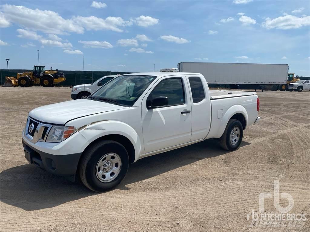 Nissan FRONTIER Бортовые фургоны