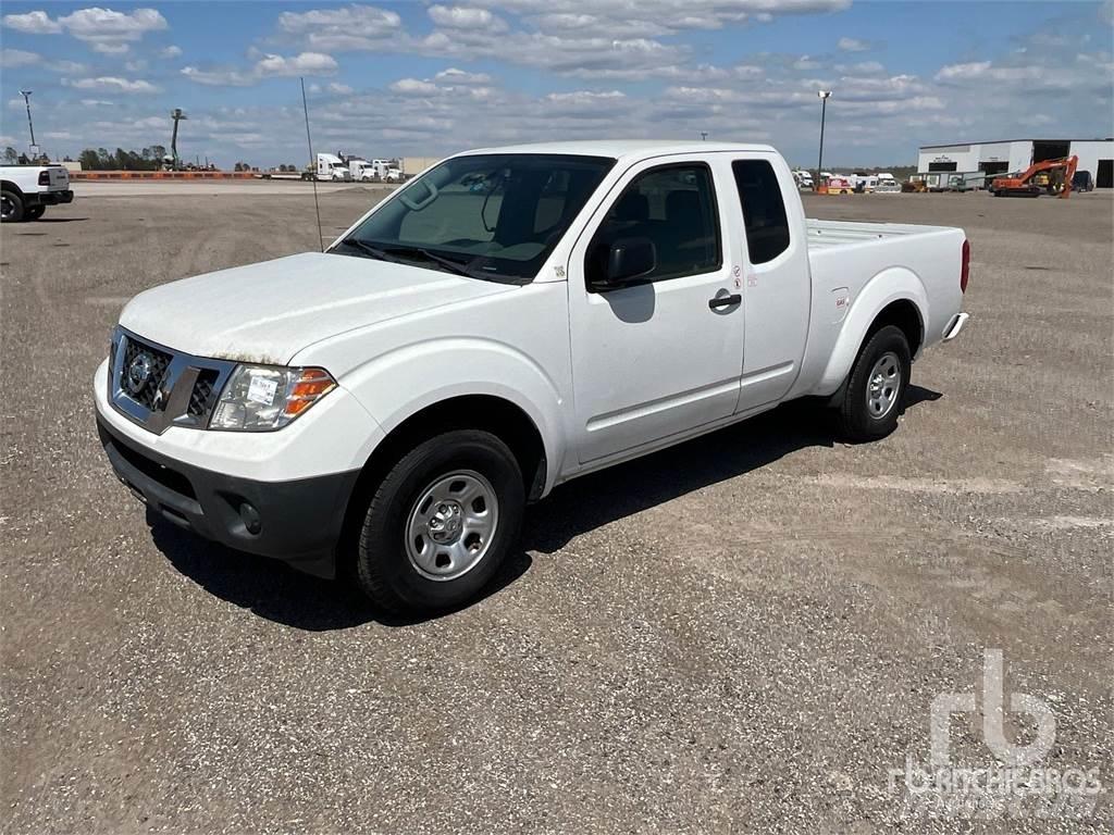 Nissan FRONTIER Бортовые фургоны