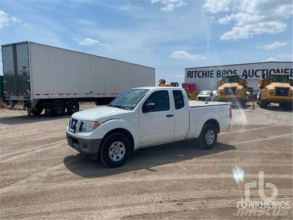 Nissan FRONTIER Бортовые фургоны