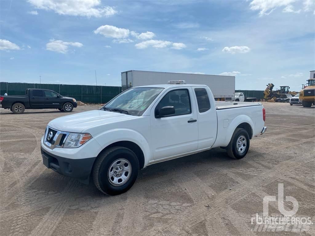 Nissan FRONTIER Бортовые фургоны