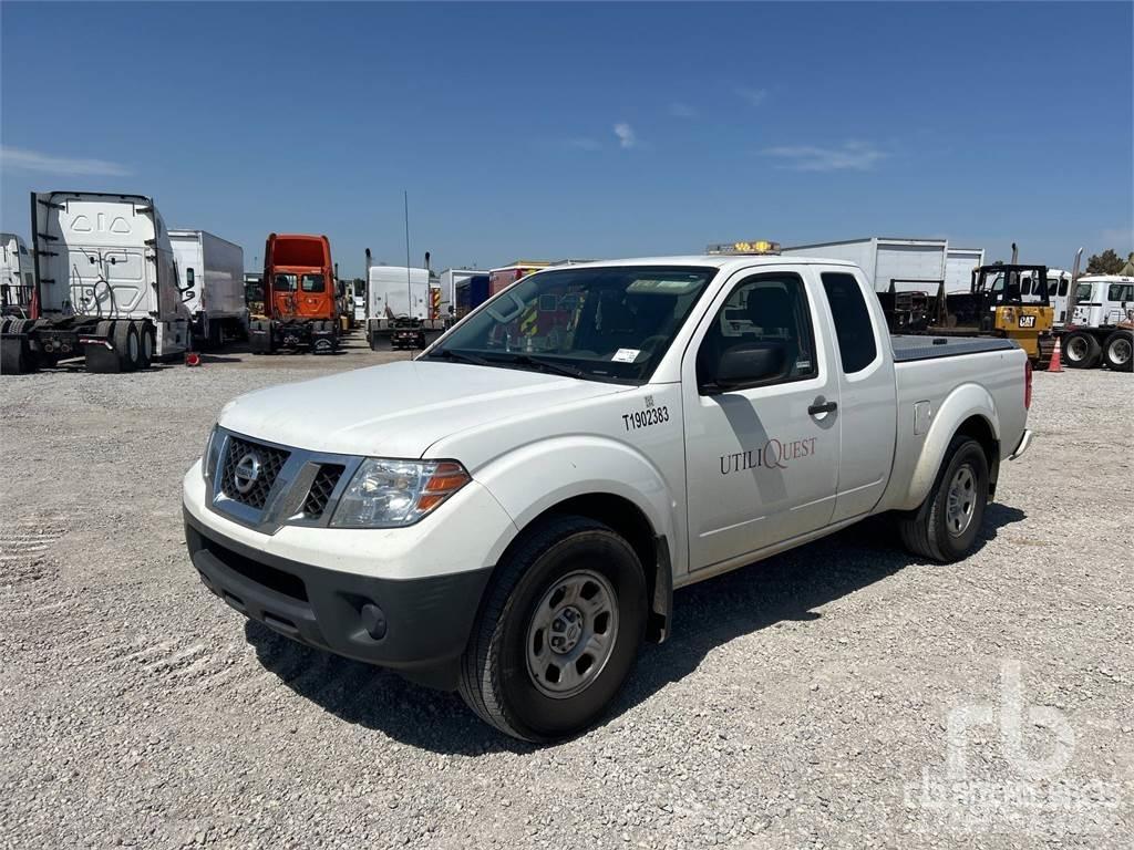 Nissan FRONTIER Бортовые фургоны