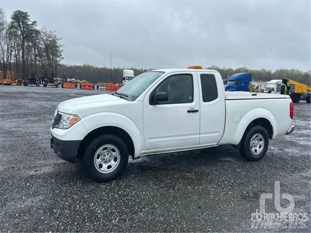 Nissan FRONTIER Бортовые фургоны
