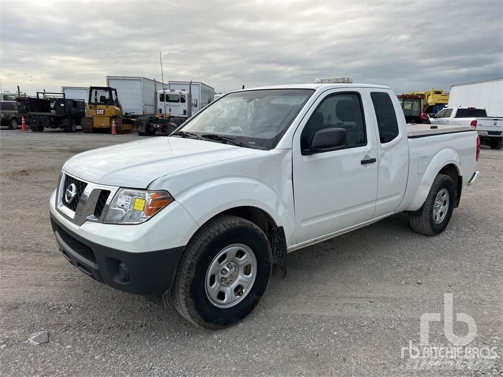 Nissan FRONTIER Бортовые фургоны