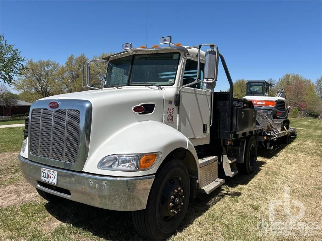 Peterbilt 335 Грузовики-платформы/боковая разгрузка