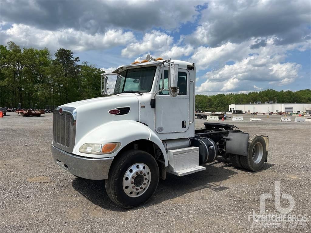 Peterbilt 337 Седельные тягачи