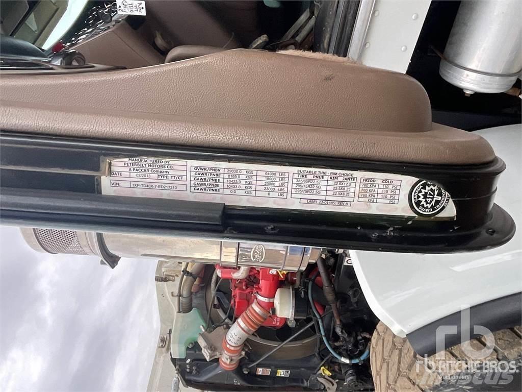 Peterbilt 367 Бортовые грузовики