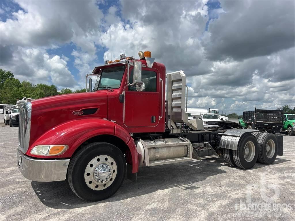 Peterbilt 384 Седельные тягачи