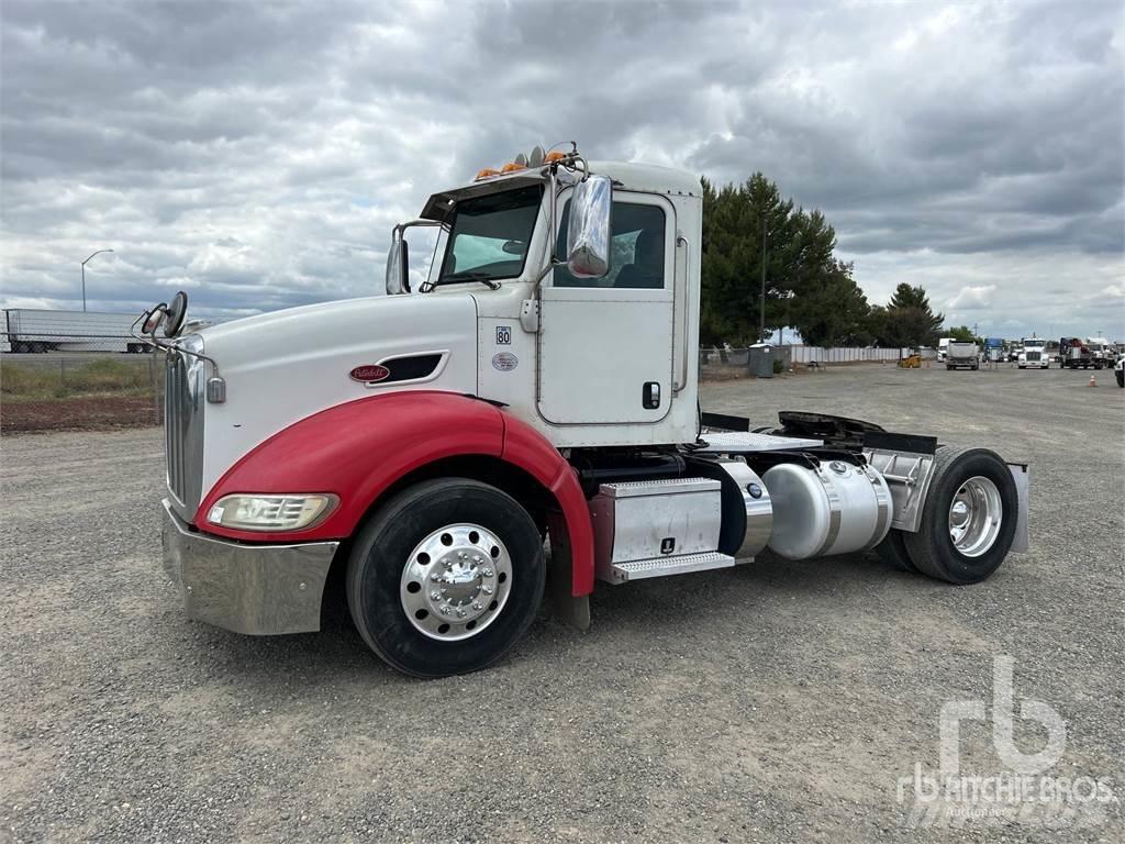 Peterbilt 384 Седельные тягачи