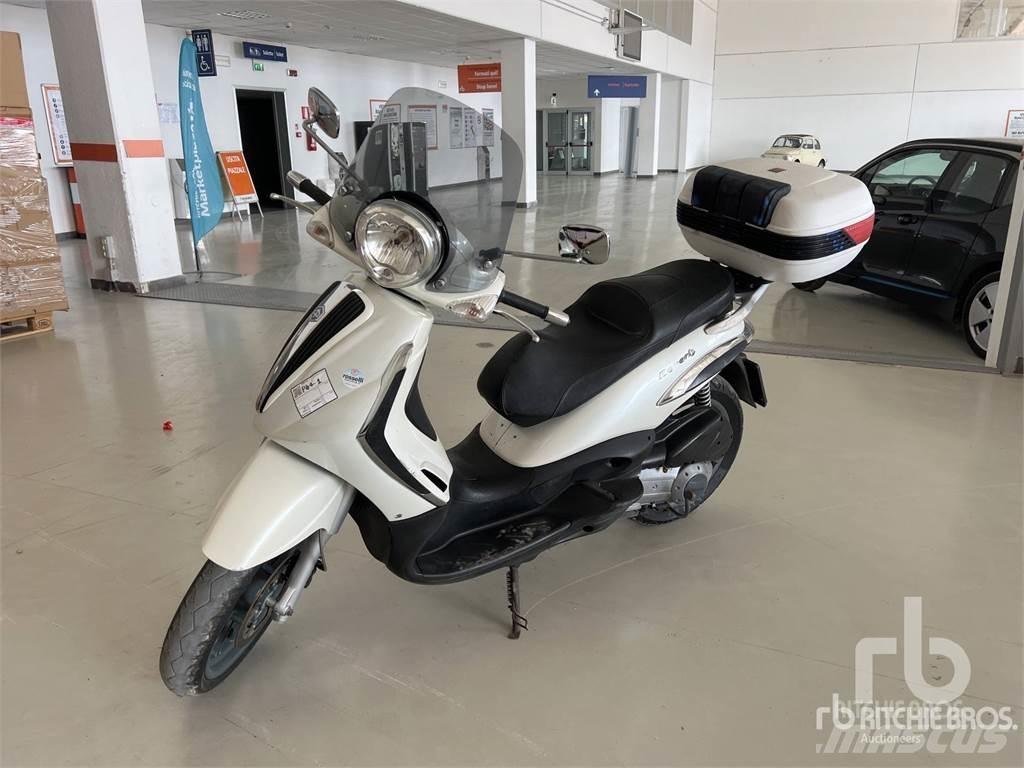 Piaggio BEVERLY Легковые автомобили