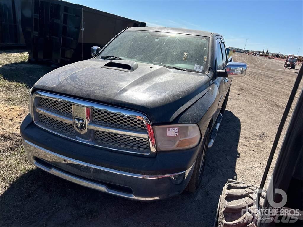 RAM 1500 Бортовые фургоны