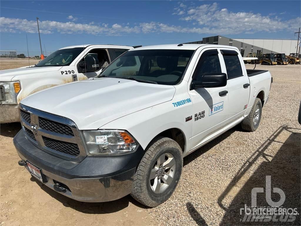 RAM 1500 Бортовые фургоны