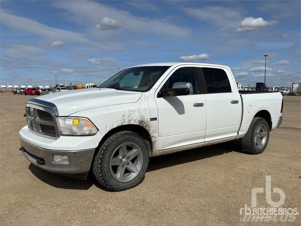 RAM 1500 Бортовые фургоны