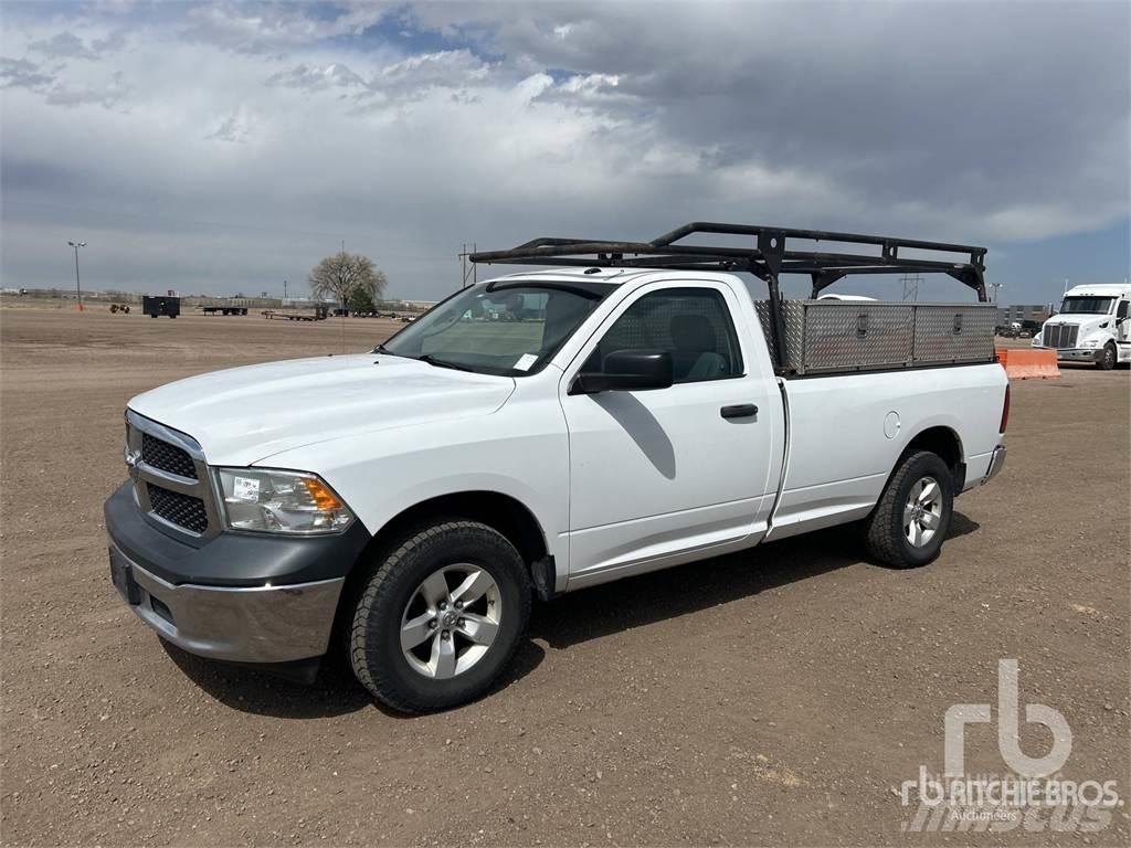 RAM 1500 Бортовые фургоны