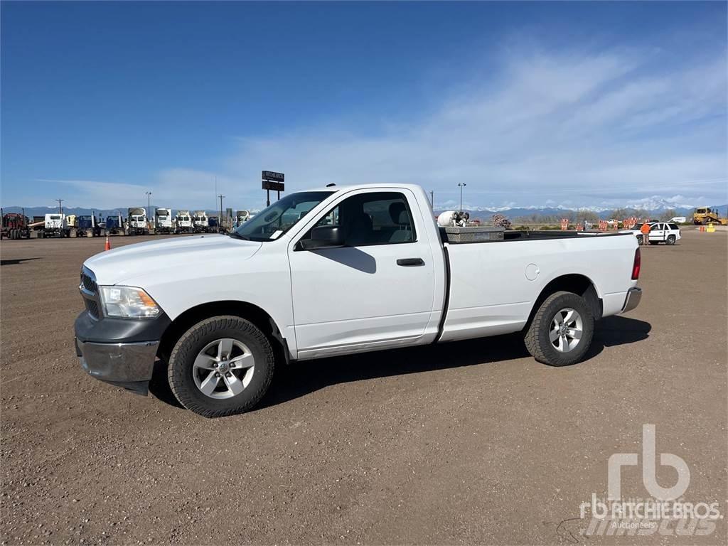 RAM 1500 Бортовые фургоны