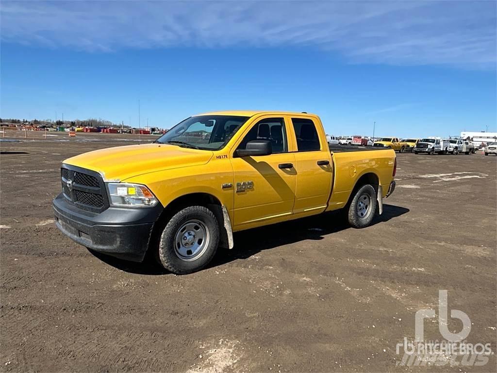 RAM 1500 Бортовые фургоны