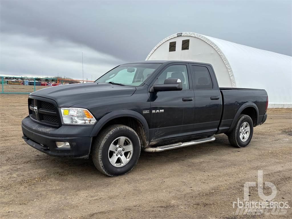 RAM 1500 Бортовые фургоны