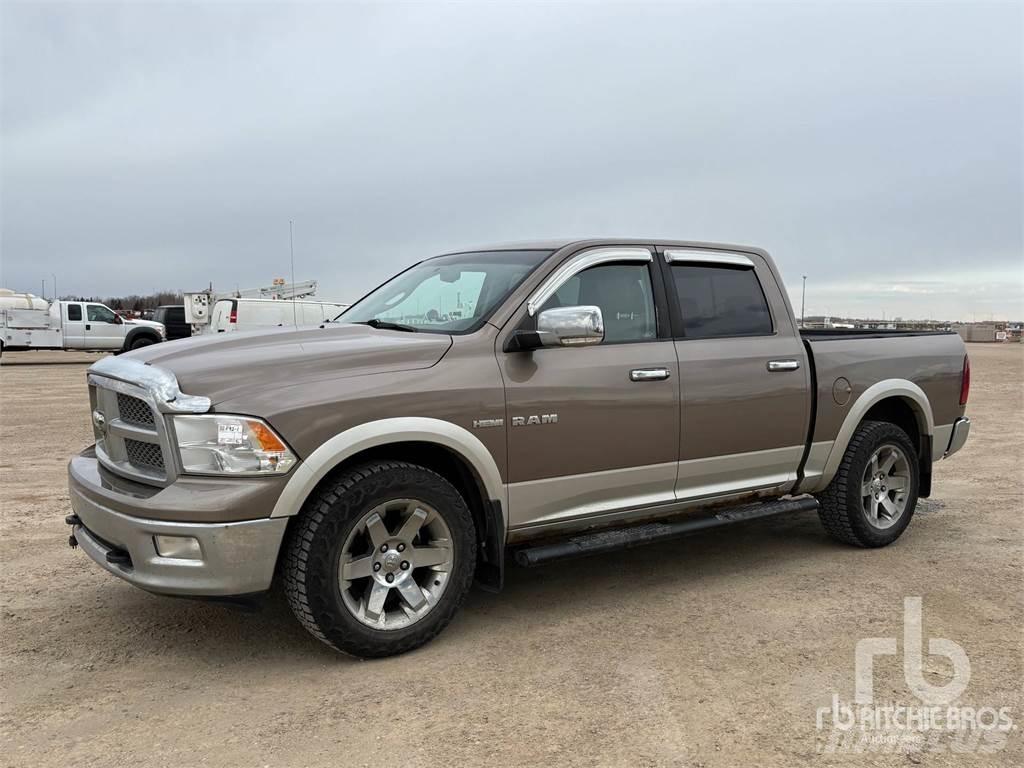 RAM 1500 Бортовые фургоны