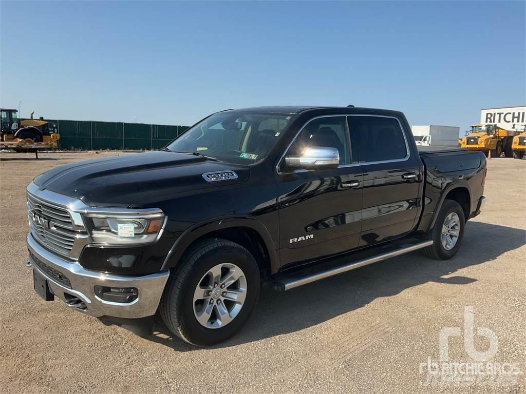 RAM 1500 Бортовые фургоны