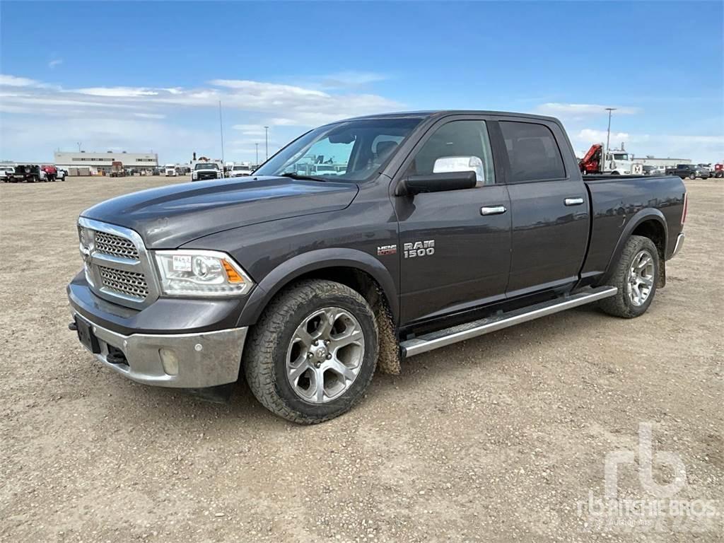 RAM 1500 Бортовые фургоны