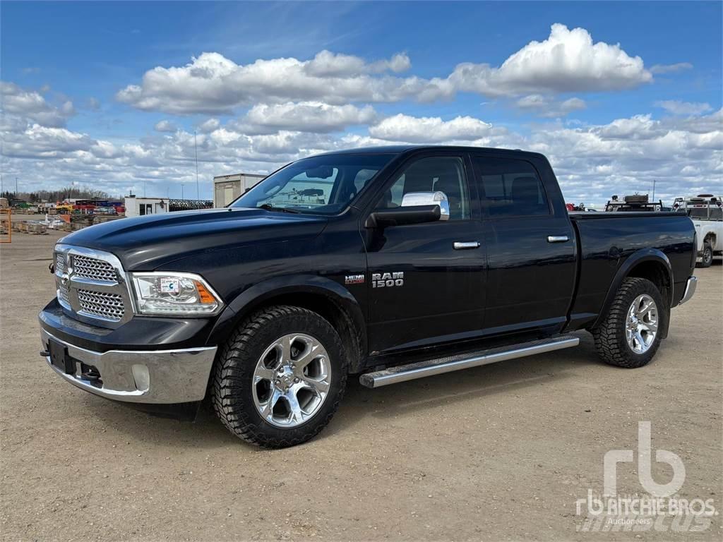 RAM 1500 Бортовые фургоны