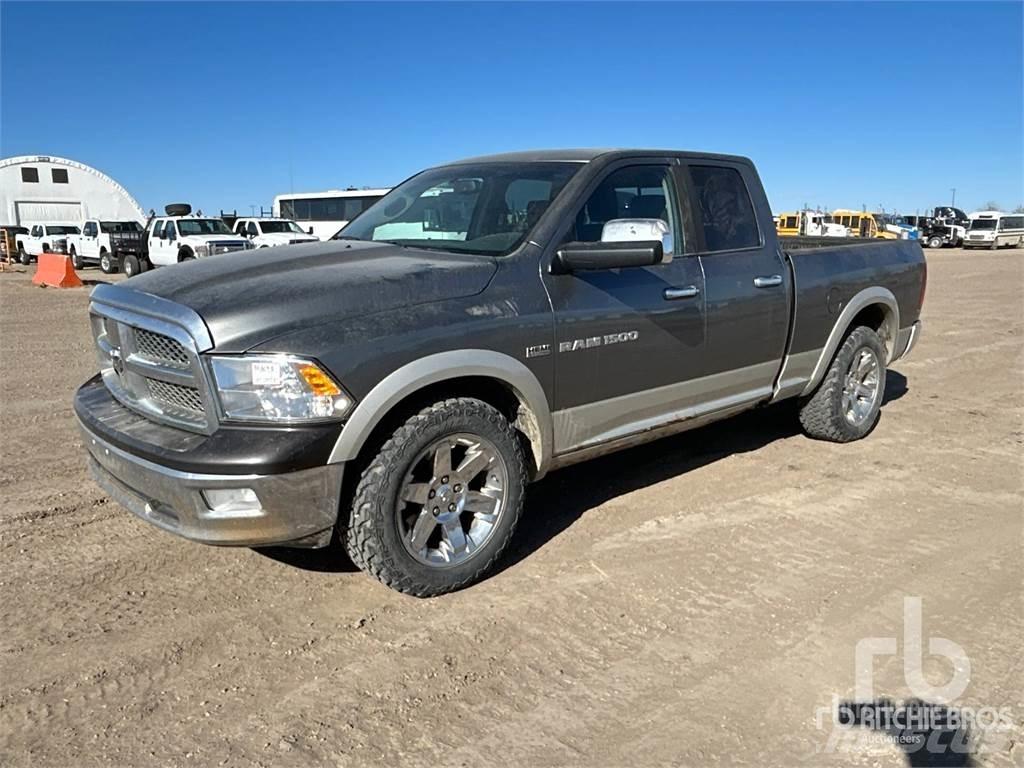 RAM 1500 Бортовые фургоны