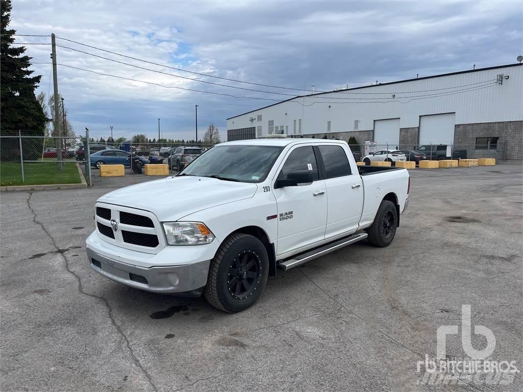 RAM 1500 Бортовые фургоны