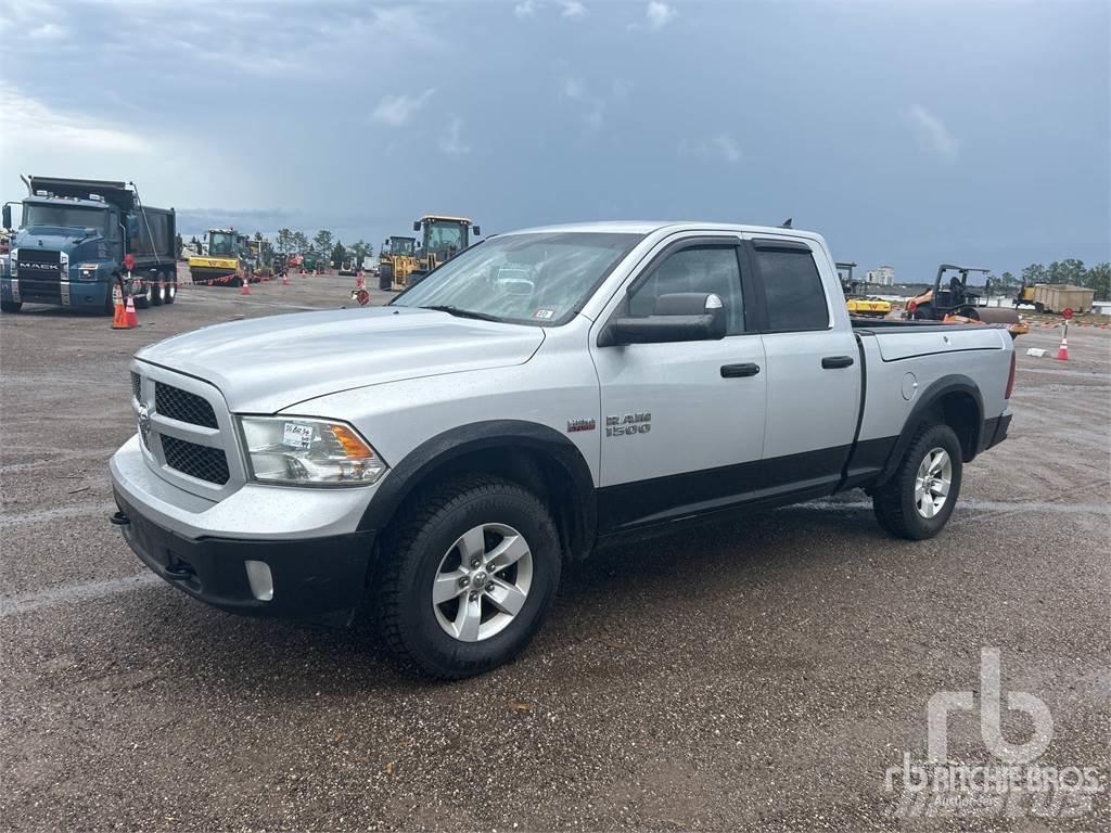 RAM 1500 Бортовые фургоны
