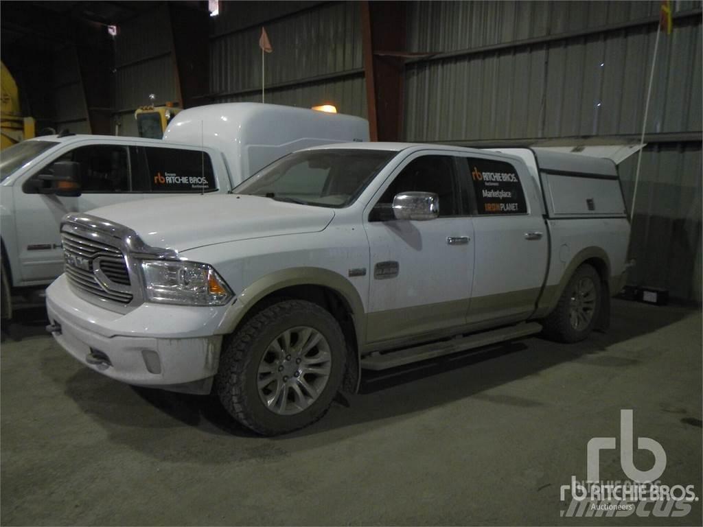RAM 1500 Бортовые фургоны