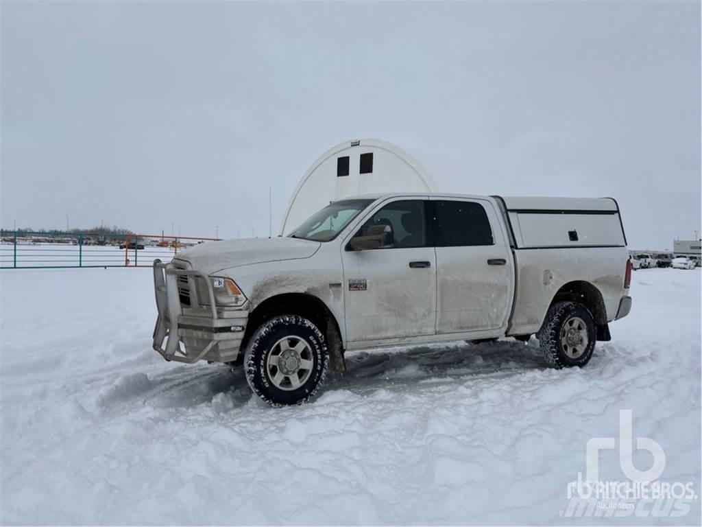 RAM 2500 Бортовые фургоны