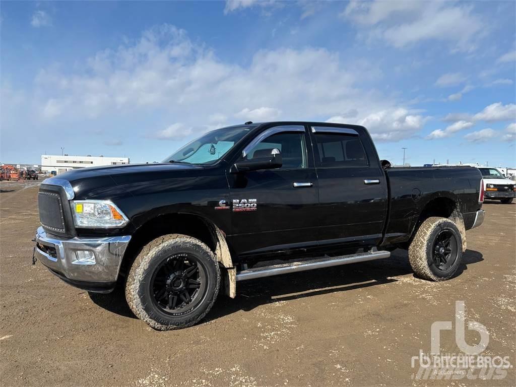 RAM 2500 Бортовые фургоны
