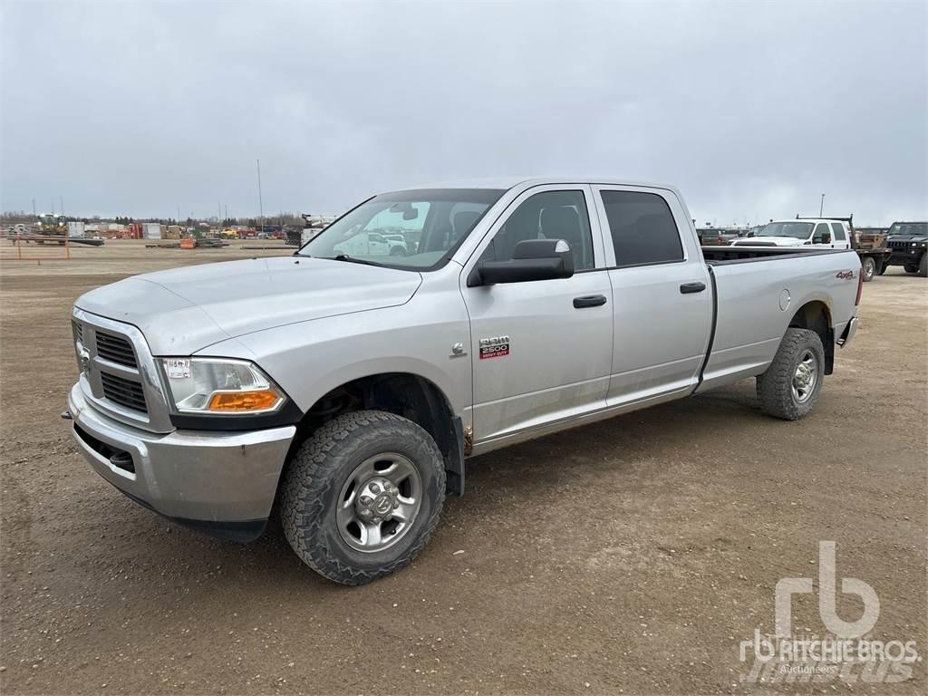 RAM 2500 Бортовые фургоны