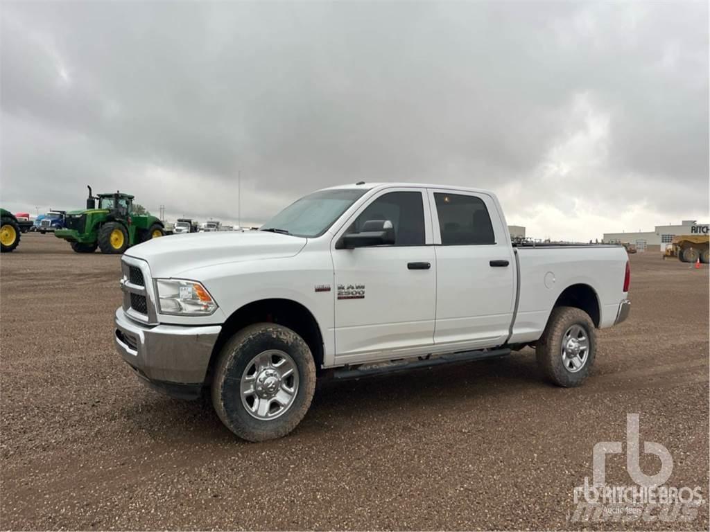 RAM 2500 Бортовые фургоны
