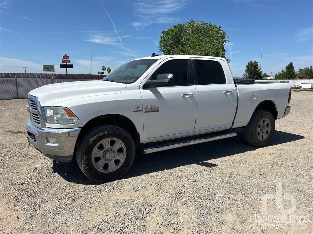 RAM 2500 Бортовые фургоны