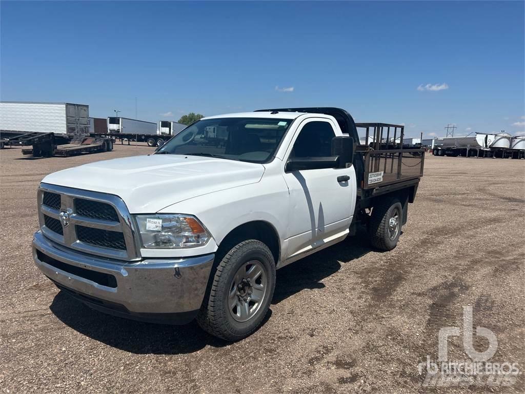 RAM 2500 Грузовики-платформы/боковая разгрузка