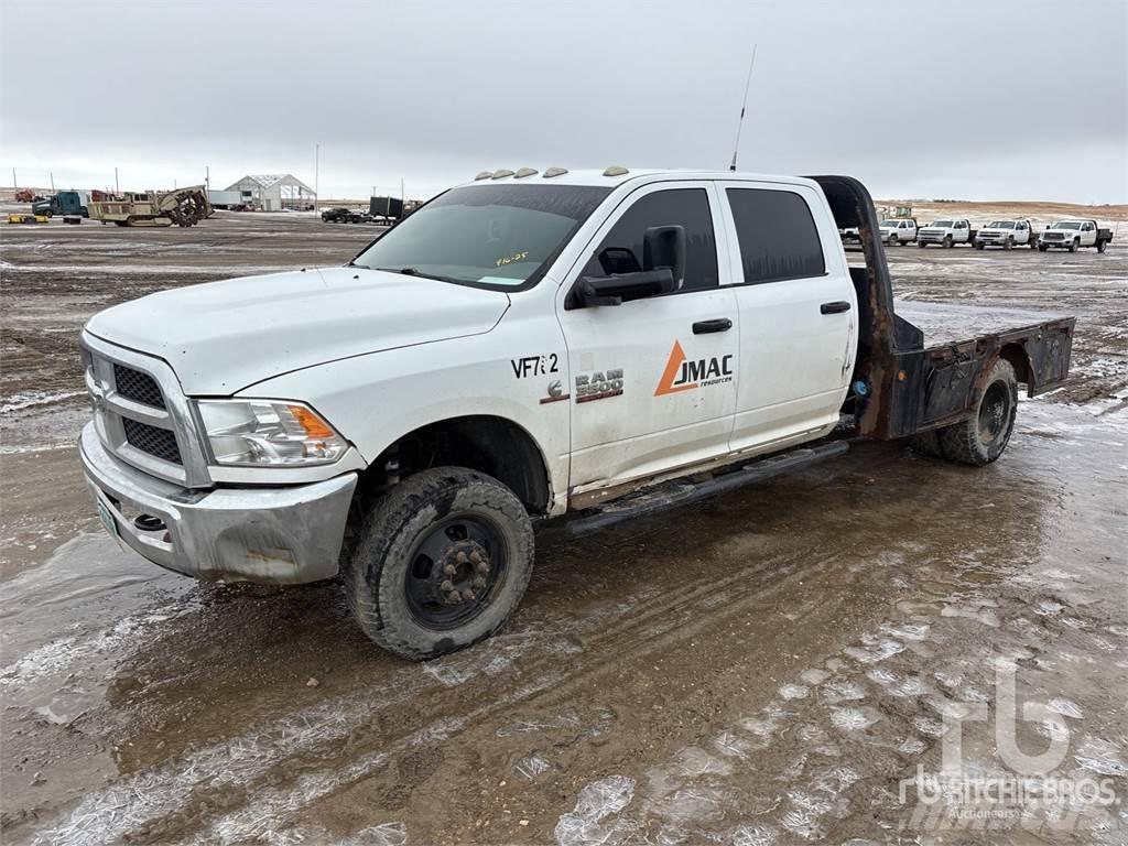RAM 3500 Грузовики-платформы/боковая разгрузка