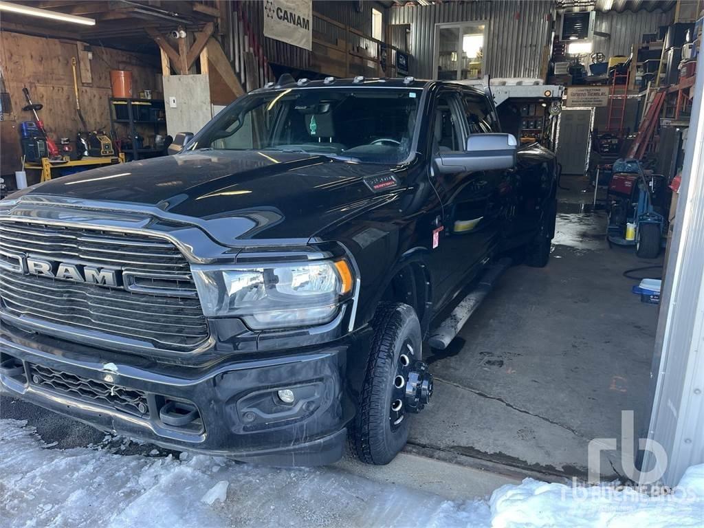 RAM 3500 Бортовые фургоны