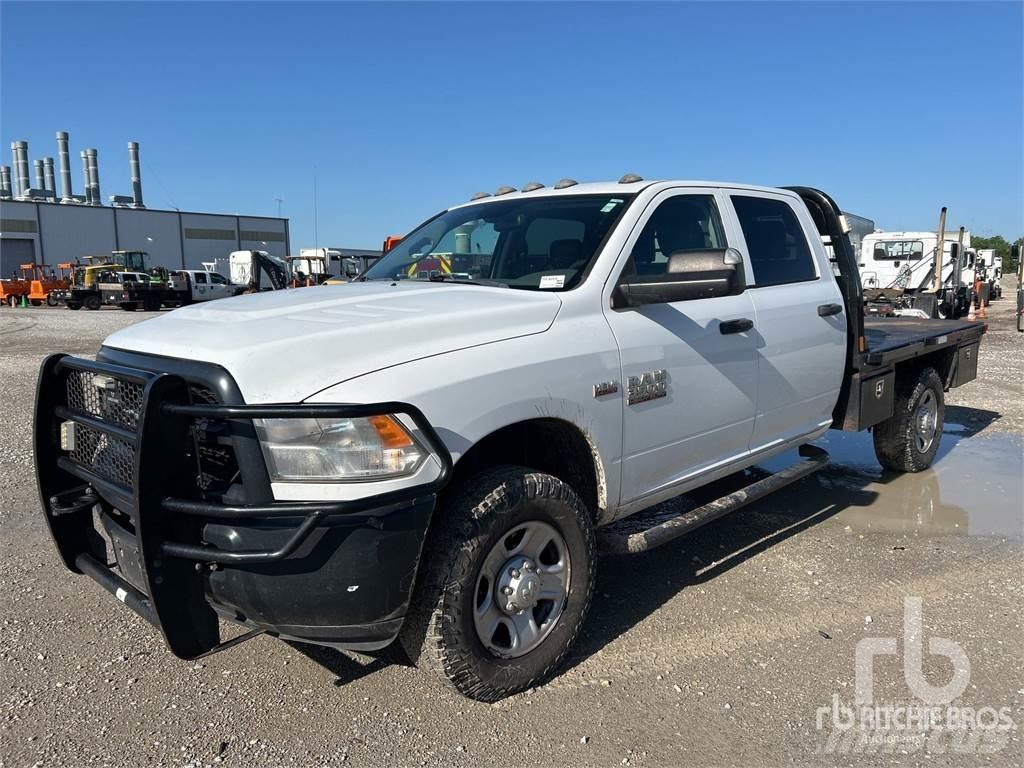 RAM 3500 Грузовики-платформы/боковая разгрузка