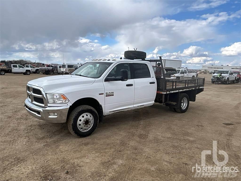 RAM 3500 Грузовики-платформы/боковая разгрузка